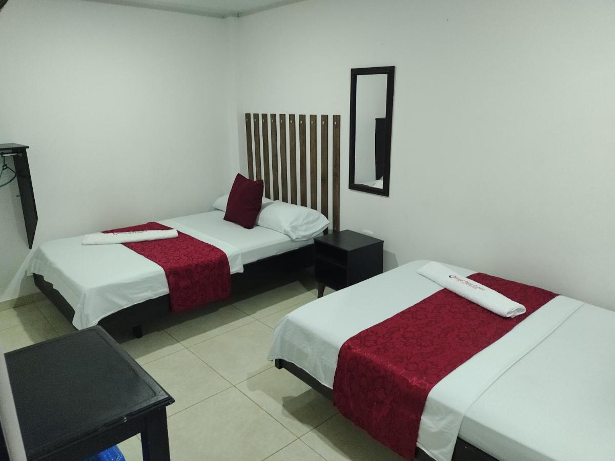 Hotel Plaza Centro Флоренсія Екстер'єр фото