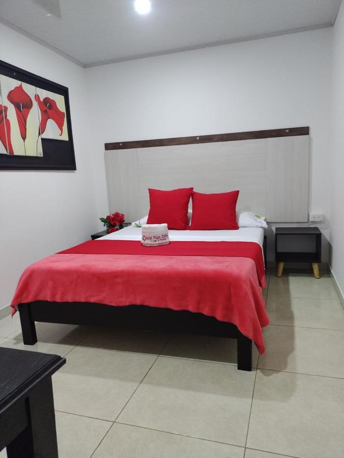 Hotel Plaza Centro Флоренсія Екстер'єр фото